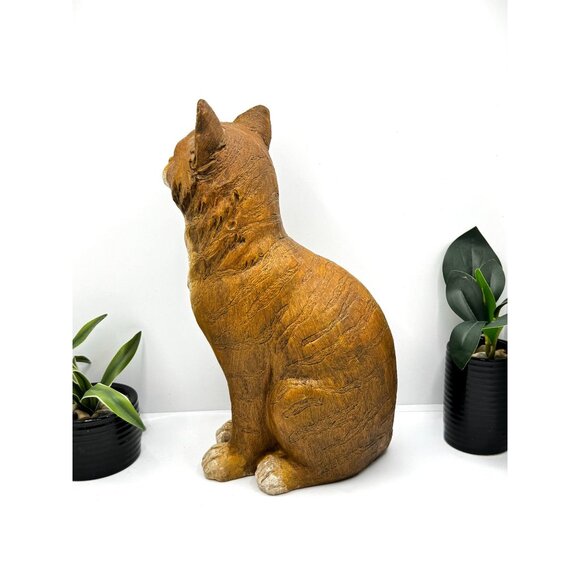Handcrafted Resin Cat Sculpture Figurine - Picture 7 of 8